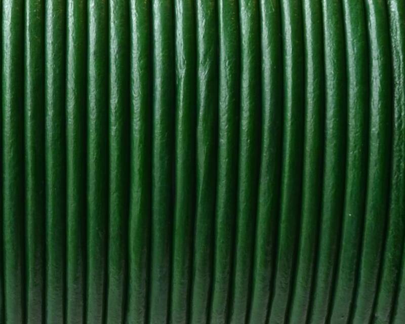 Round leather Cord. 2mm. Dark green.