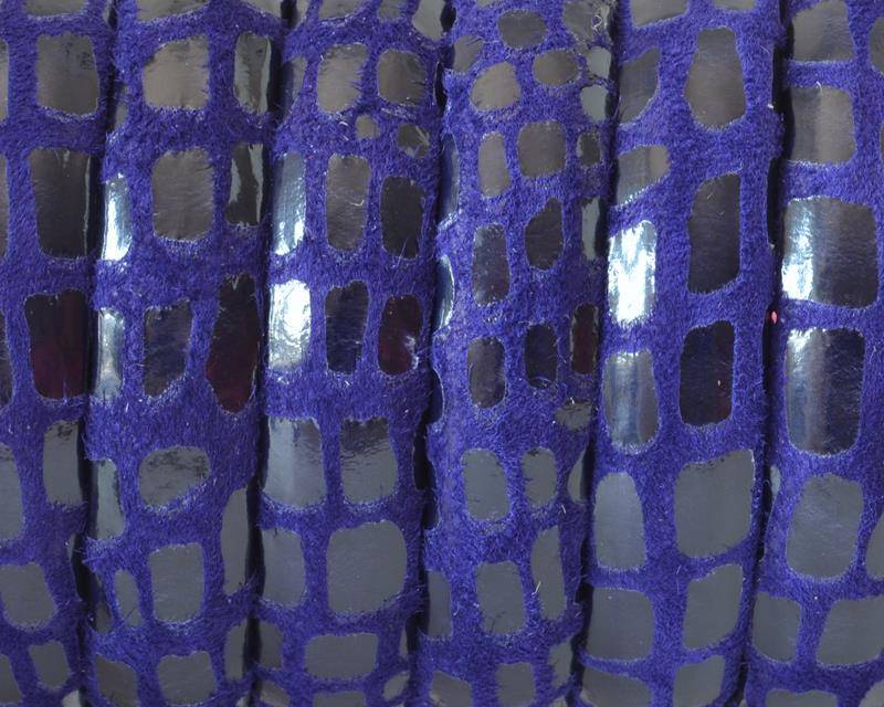 Cancun Suede Leather Cord. Half Round. 10x5mm. Violet.