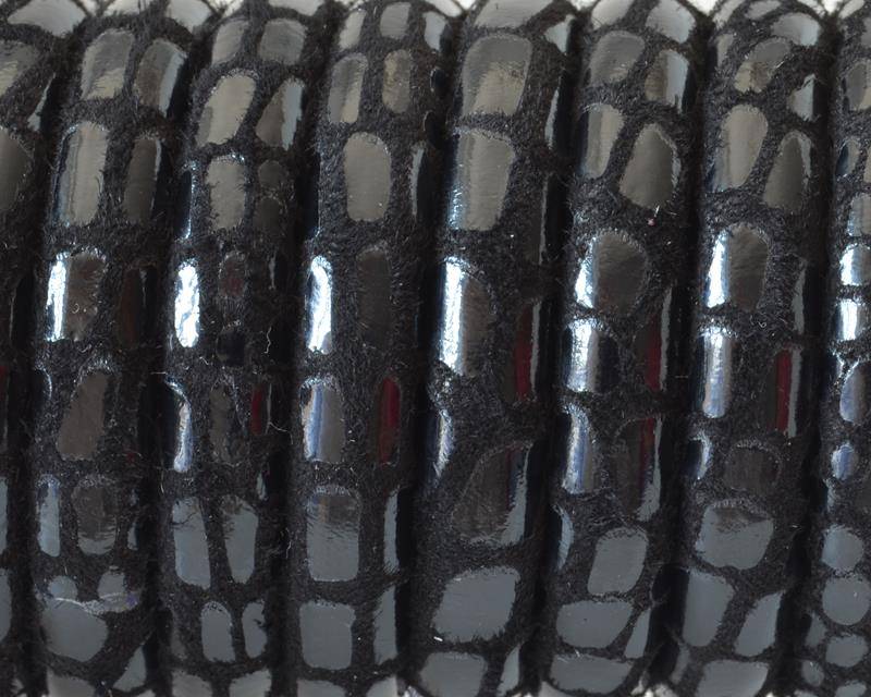 Cancun Suede Leather Cord. 8x5mm. Black.