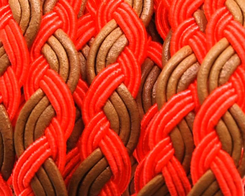 Bolo Braided Flat Leather Cord. 10x2. Orange-natural.