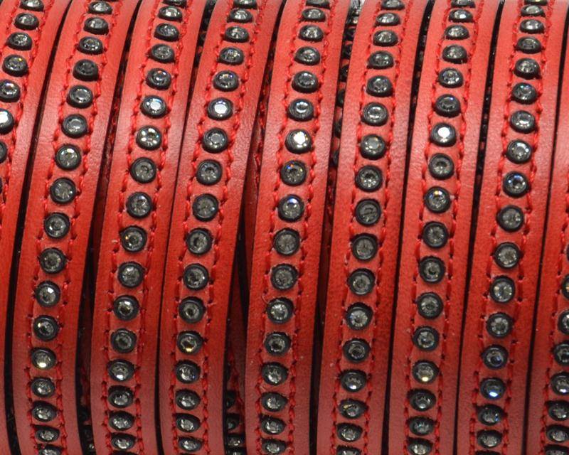 Flat Leather cord with strass. 8x3mm. Red-crystal strass. Best Quality.