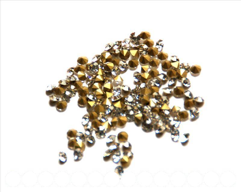 Rhinestone cabochons 4-4.1mm.