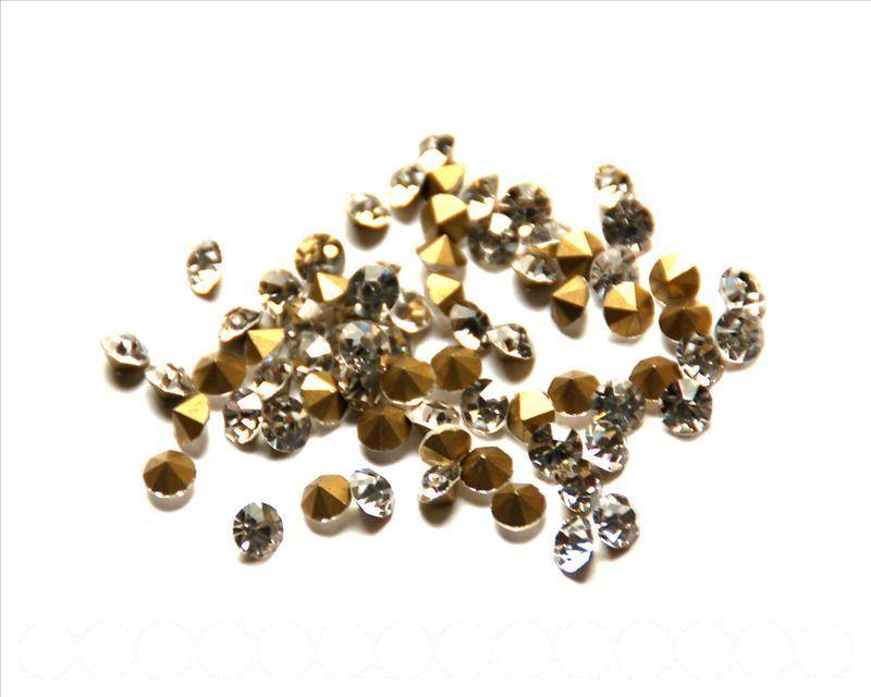 Rhinestone cabochons 4.8-5.1mm. crystal. 72 Ud.
