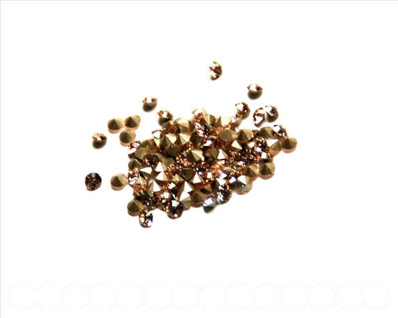 Swarovski. Xilion Chatons 3mm. Silk.