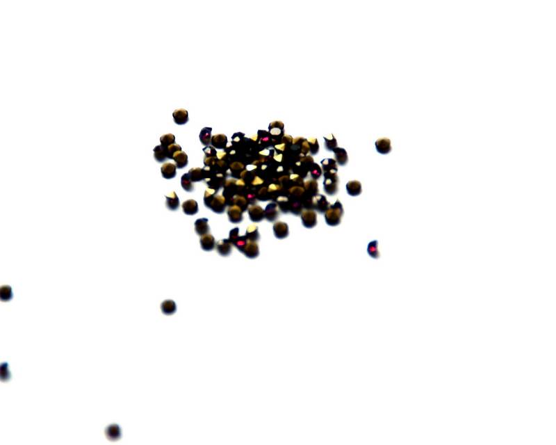 Crystal. Rhinestone Chaton. 1,7-1,8mm. Amethyst .