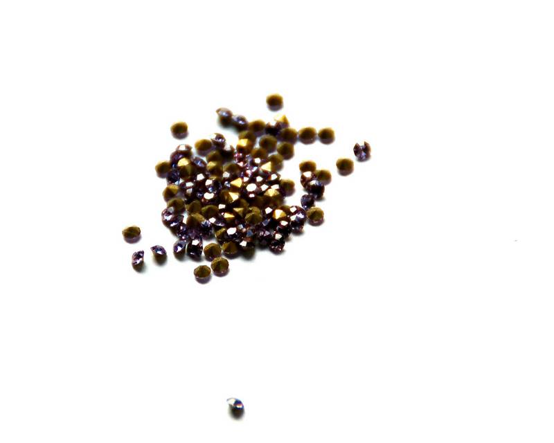Crystal. Rhinestone Chaton. 1,7-1,8mm.Tanzanite .