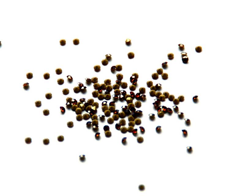 Crystal. Rhinestone Chaton. 1,7-1,8mm. Smoked Topaz.