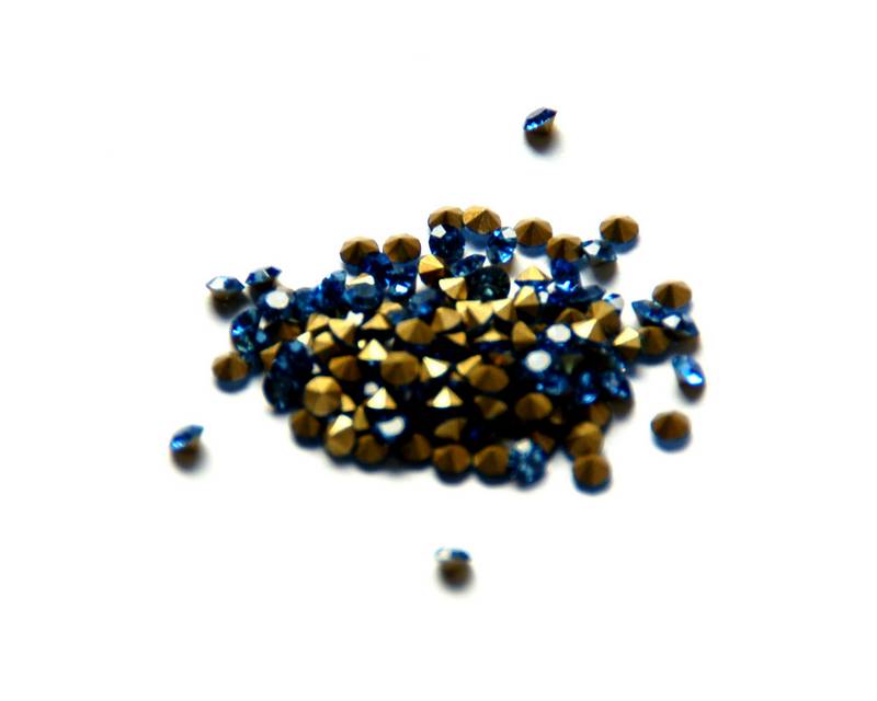 Crystal. Rhinestone Chaton. 2,9-3mm. Light Sapphire.