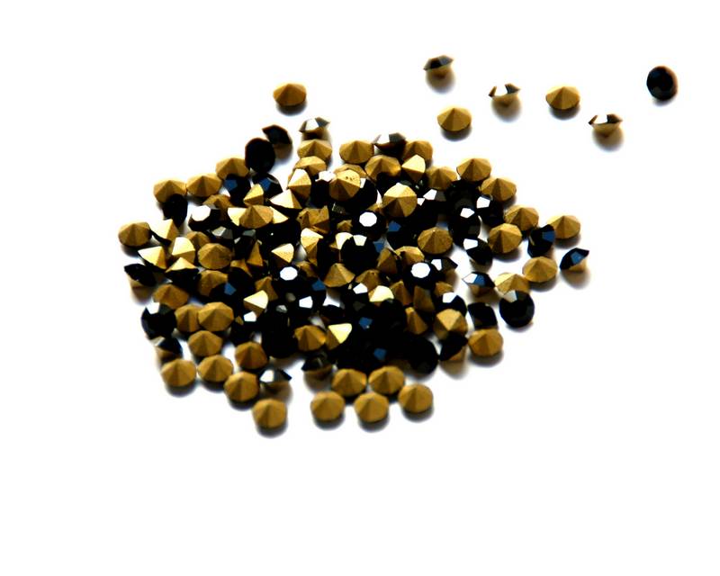 Crystal. Rhinestone Chaton. 4-4,1mm. Jet. 144 Ud.