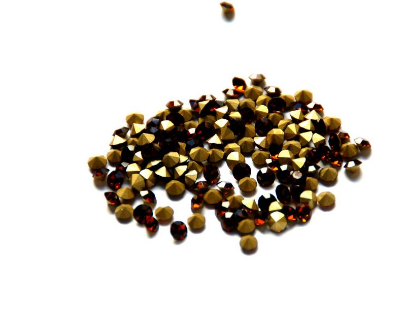Crystal. Rhinestone Chaton. 4-4,1mm. Tee Color . 144 Ud.