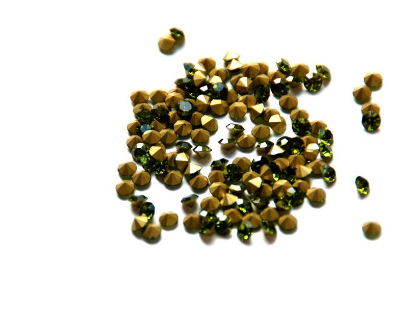 Crystal. Rhinestone Chaton. 4-4,1mm. Olivine . 144 Ud.