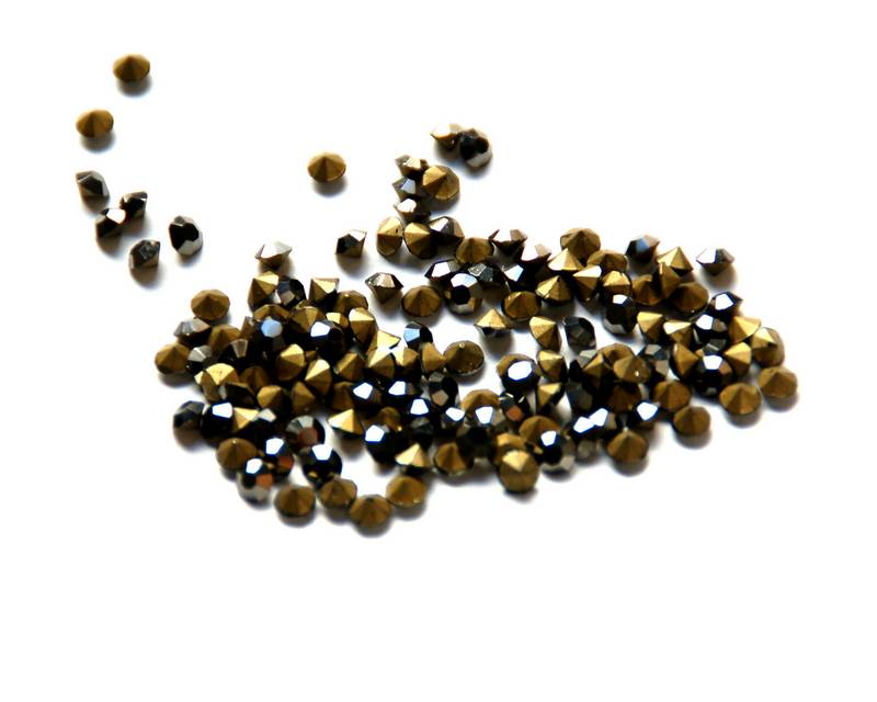 Crystal. Rhinestone Chaton. 4-4,1mm. Jet Hematite. 144 Ud.