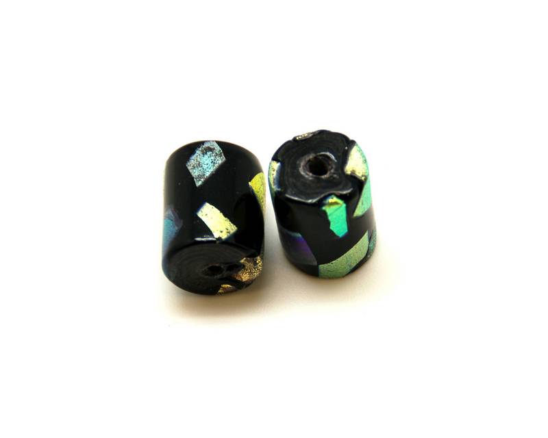 Ceramic. Barrell. 18.5x14mm. Black. Inn.2mm. approx.