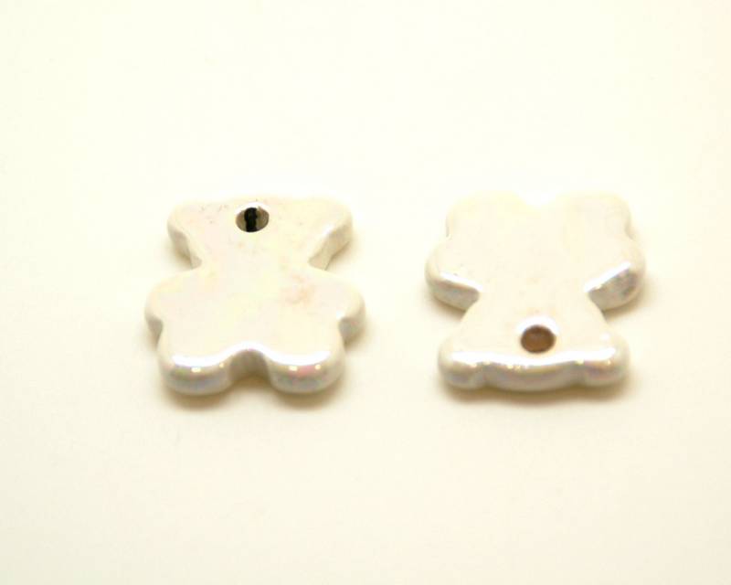 Ceramic. Bear. 27x24mm. White. Ir. Inn.3mm. approx.