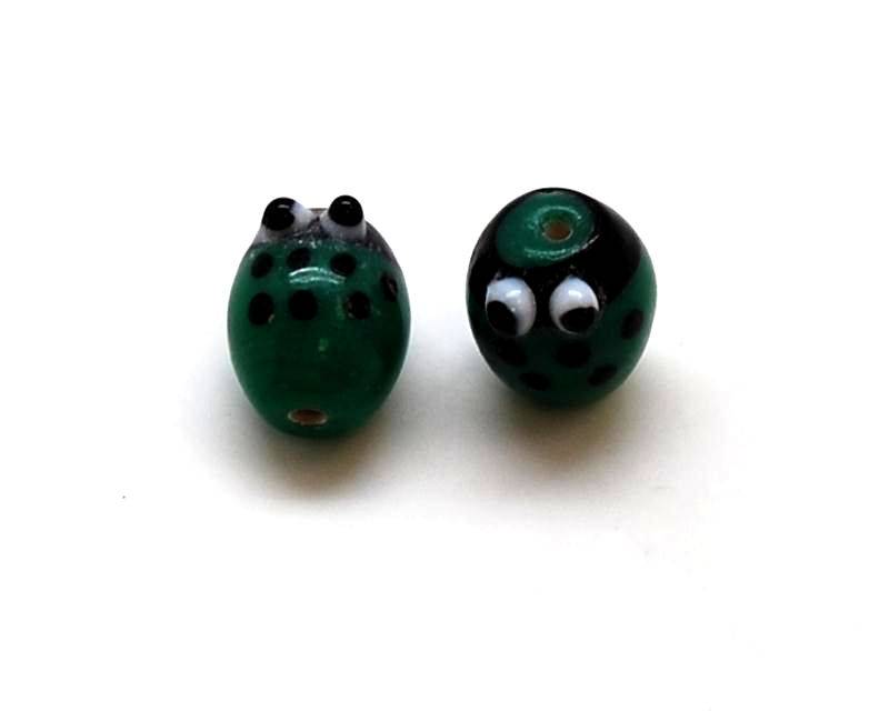 Murano. Ladybug. 15.5x12mm. Green. Inn.2mm.approx.