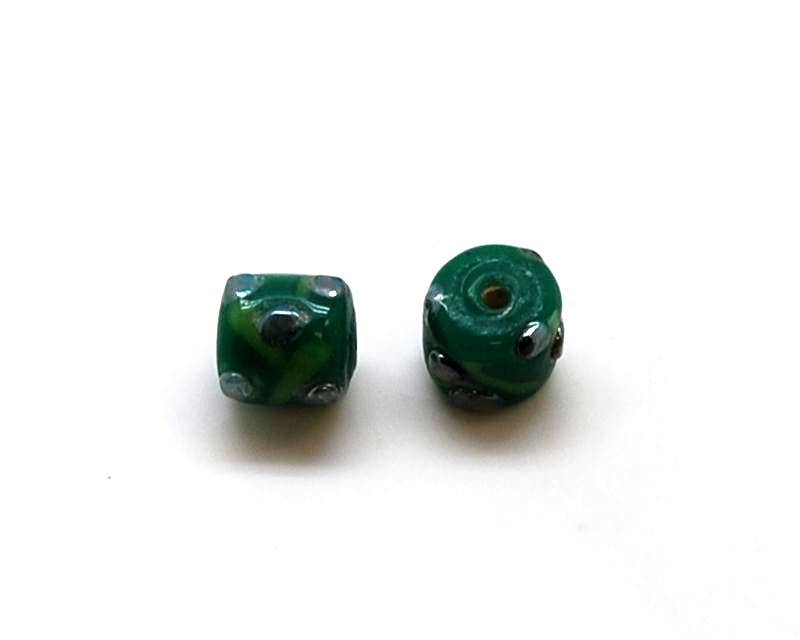 Murano.Barrel. 11mm. Green. Inn.2mm.approx.