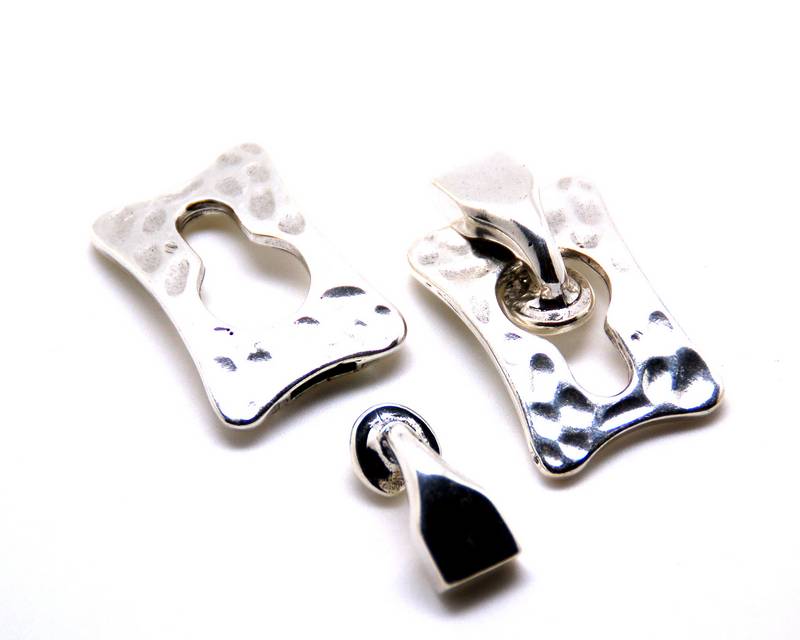 Zamak. Clasp, 39x25mm/27x12mm. Silver. Inn. 9.5x2.2mm.
