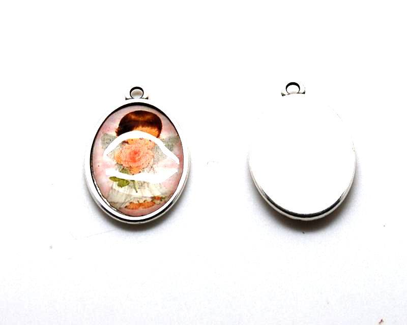 Zamak. Pendant. 24x18mm. Angel. Silver. Inn. 1.8mm.
