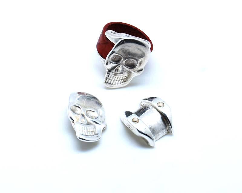 Zamak. Finger Ring. Skull. 29x20mm. Silver C. Inn.10mm.