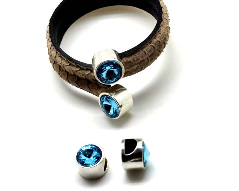Zamak. Ending. Coin. Silver color-aquamarine strass.