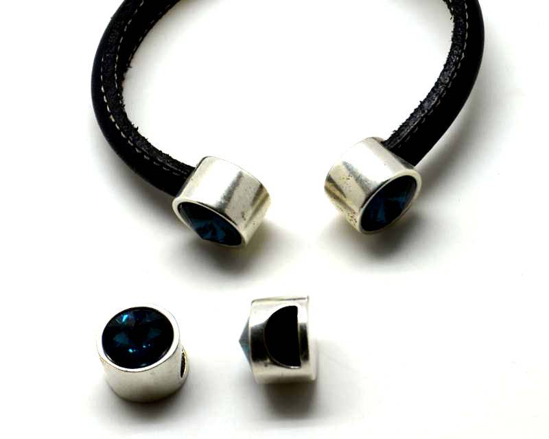 Zamak. Ending. Coin. Silver color-montana strass.