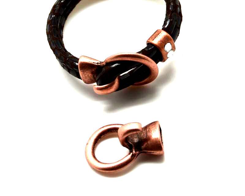 Zamak. Clasp. 33x23mm. Antique copper. Inn.10x5mm.