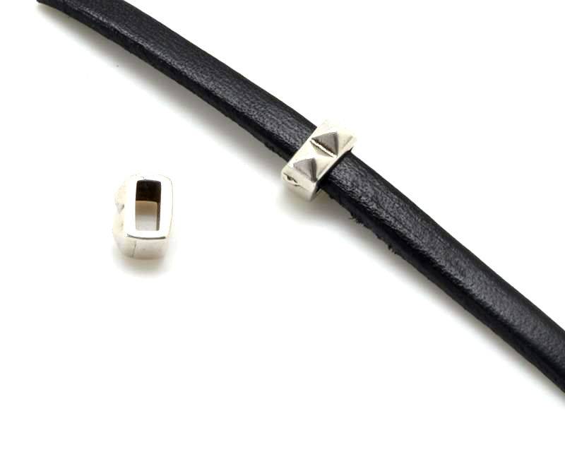 Zamak. Parallel. 5x9mm. Silver color. Inn.10x2.5mm.