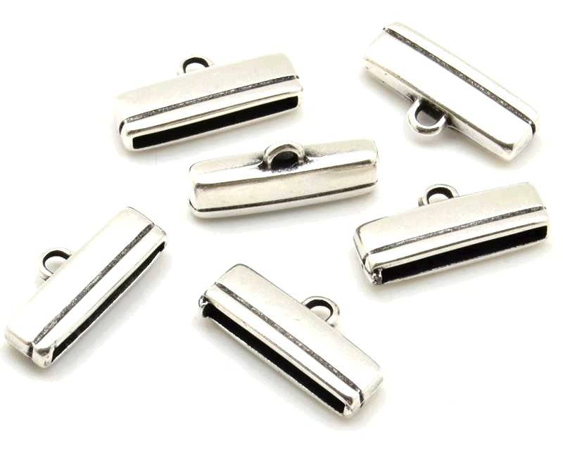 Zamak. Ending. 22x10x5mm. Silver color. Inn.10x2.5mm.