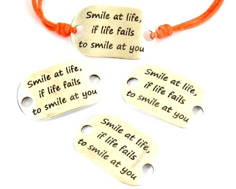 Zamak. Connector. 39x24mm. Smile at life.Silver.Inn.5mm