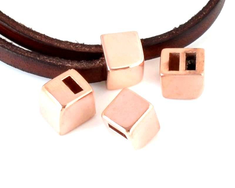 Zamak. 7.5x6.5x9mm. Rose gold. Inn.5x2mm.