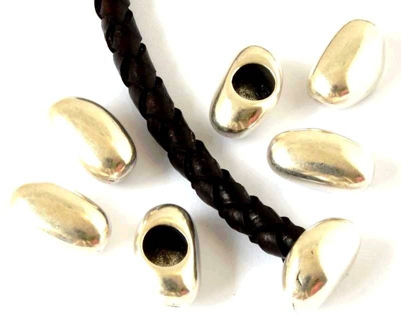 Zamak. End cap. 15.5x9mm. Silver color. Inn.6mm.