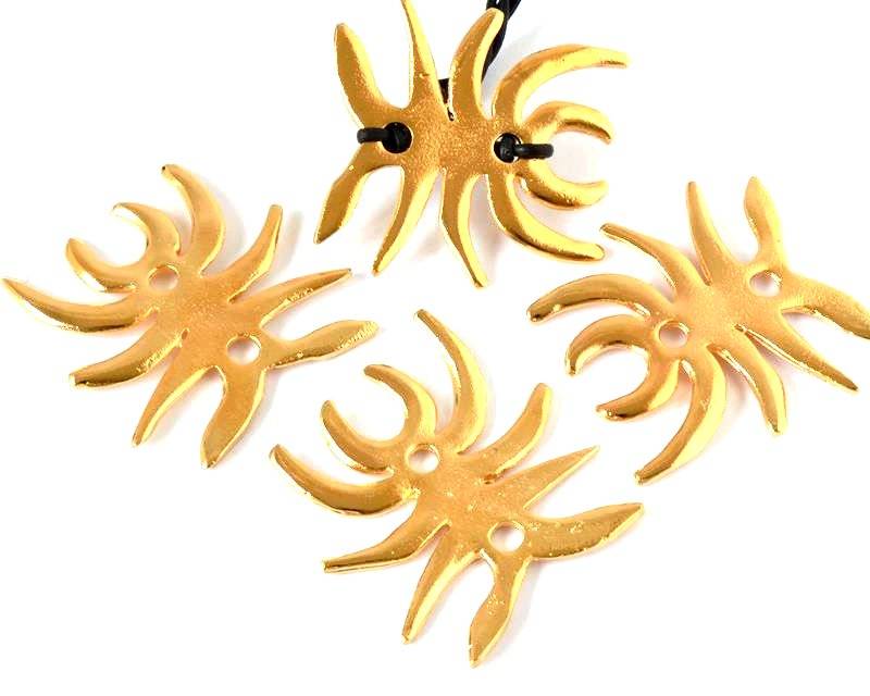Zamak. Spider. 43x44mm. Gold. Inn.4mm.