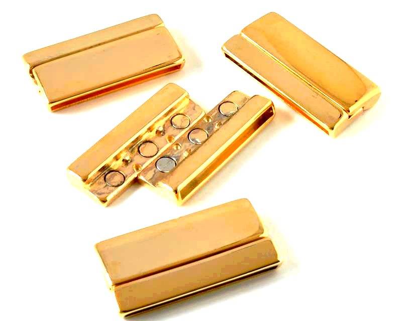 Zamak. Clasp. 42x22mm. Gold. Inn.39x3mm.
