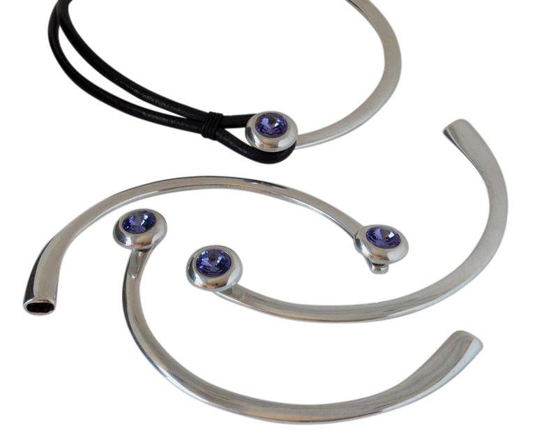 Zamak/Swarovski.Half necklace.94cm.Coin.20mm.Tanzanite.Inn.9.2x6.5mm