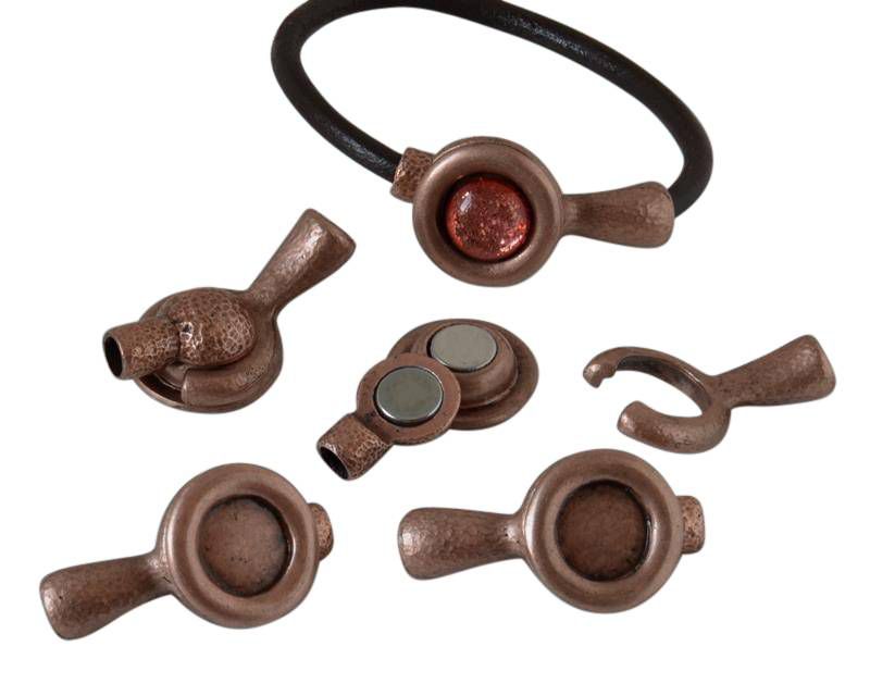 Zamak.Magnetic clasp.No stone.40x21mm.InnStone12mm.AntiquCopper.Inn5mm
