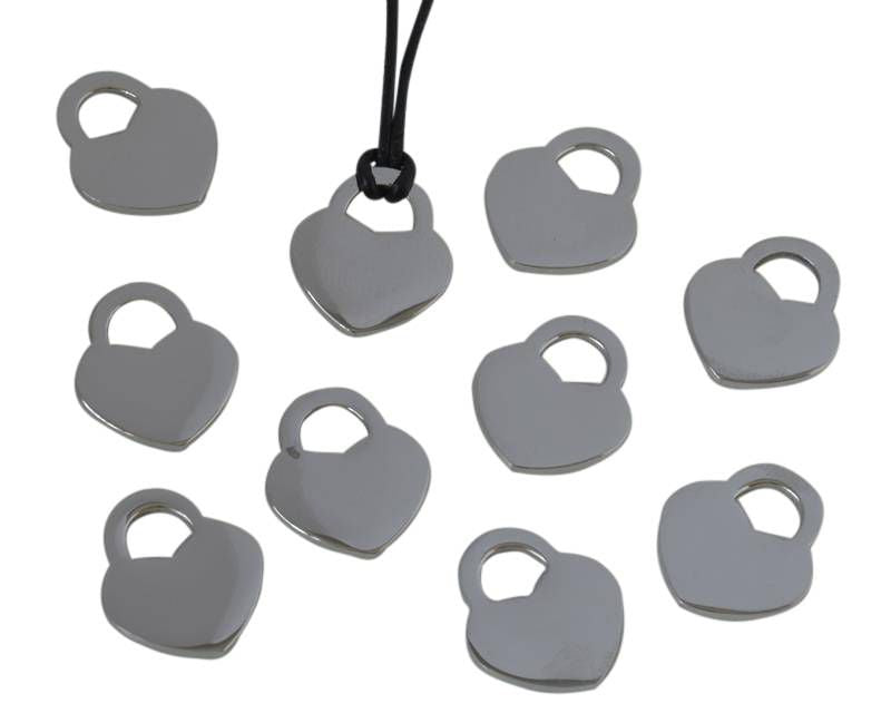 Stainless steel 304. Pendant. Heart. 15x17x1.5mm. Silver. Inn.6x5mm.