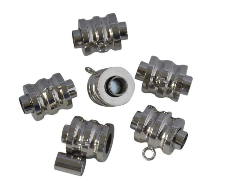 Stainless steel 304. Magnetic clasp. 14x13mm. Silver. Inn.4mm