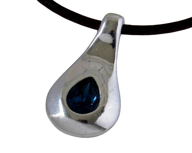 Zamak/SWAROVSKI Pendant .Teardrop. 27x14mm. Silver-Montana. Int.2.2mm