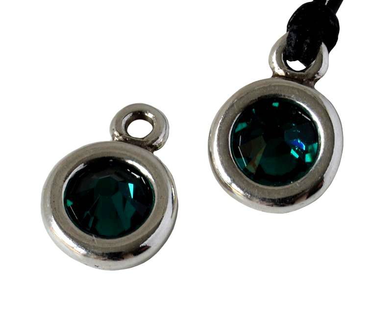Zamak/SWAROVSKI Pendant. 17x11mm Coin. Silver-Emerald. Inn.2mm