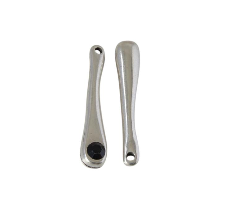 SWAROVSKI and Zamak pendant. 31x6mm. Silver-JET. Inn.1.3mm