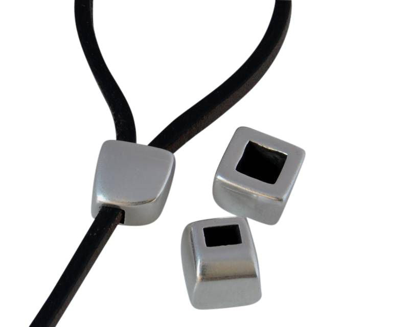 Zamak ending. 7x7.5mm. Gold. Inn.3x2mm