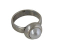 Zamak ring with pearl. 26x20mm. Silver. Nº 16