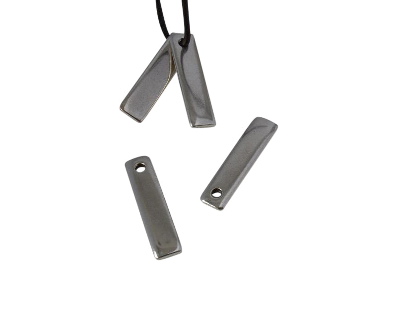 Zamak rectangle pendant 29x7mm. Silver. Inn. 2mm.