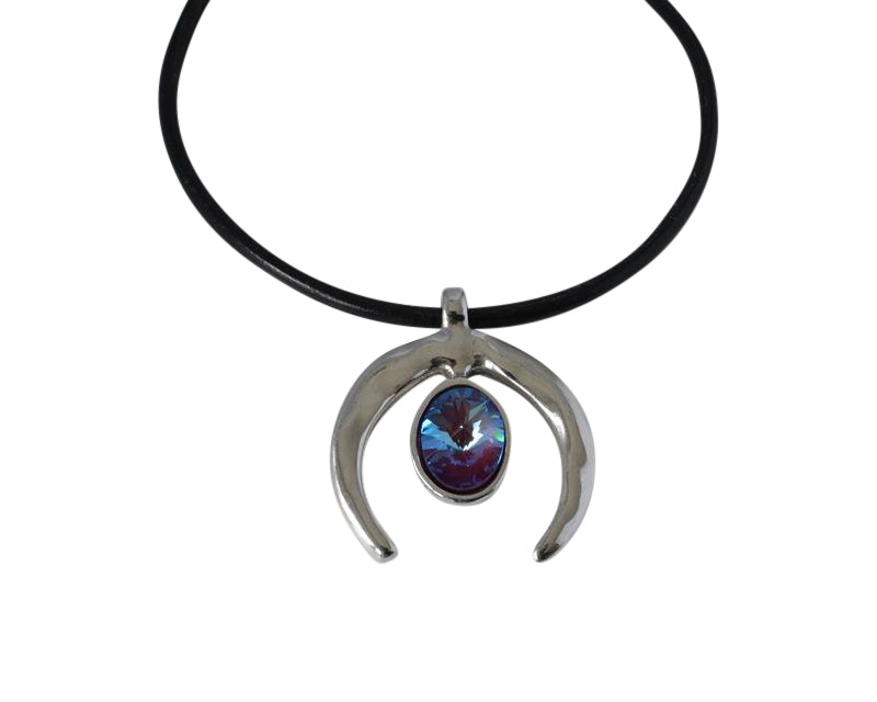 Swarovski and Zamak half moon pendant. 51x43mm. Silver-Burgundy Delite. Inn. 6mm.