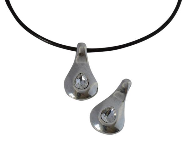 Swarovski and metal pendant 27x14mm. Silver-Crystal. Inn.2.2mm