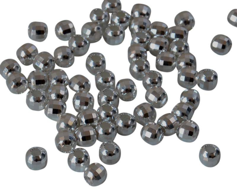 Silver 925. Round.Faceted. 2.5mm. Silver. Inn.1mm.