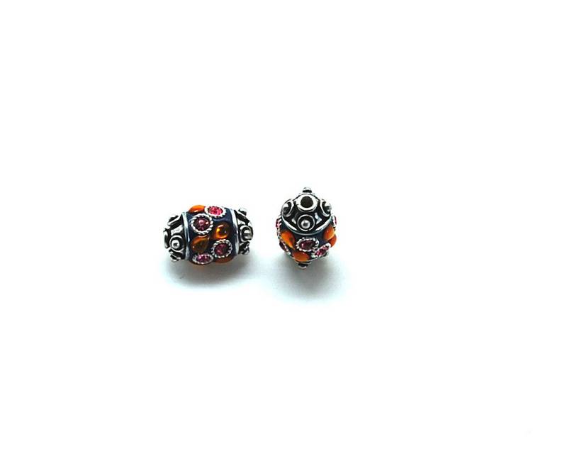 Resin/Metal/Rhinestone. 21x13mm. Blue/mix. Inn.2.5mm.