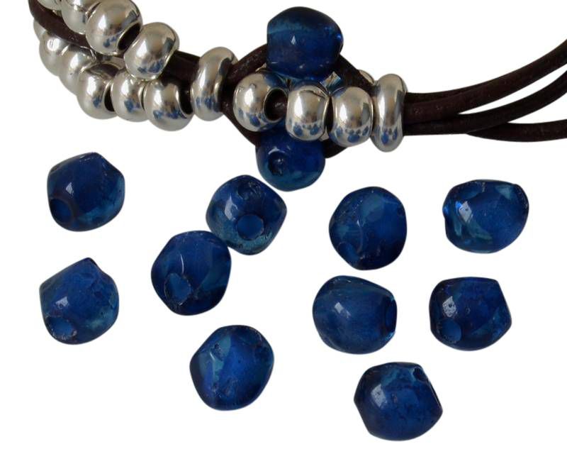 Resin. Round. Irregular. 9x8mm. Blue. Inn.3mm. Best Quality.