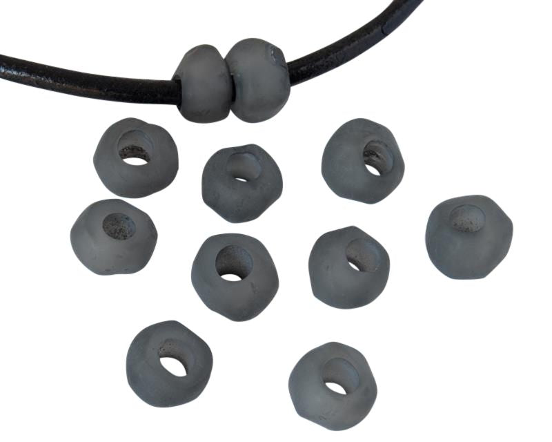 Resin irregular rondell 9x9x7mm. Ice grey. Inn.3mm aprox. Best Quality.