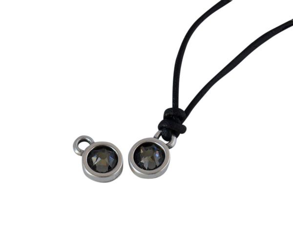 Swarovski and metal pendant coin 6.5x6.5mm. Silver-Black Diamond. Inn1.8mm